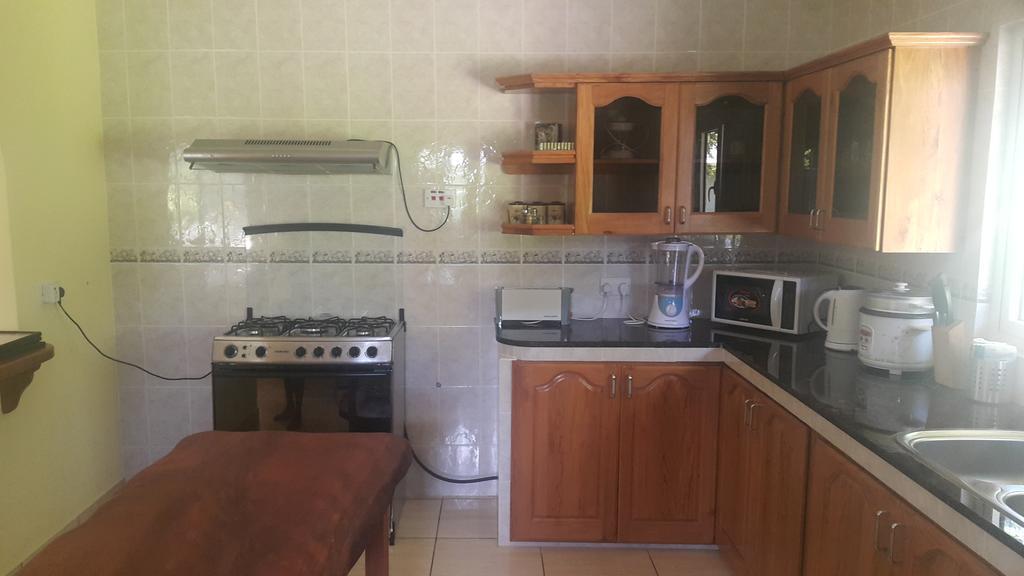 La Passe Holiday Villa Ла-Диг Экстерьер фото