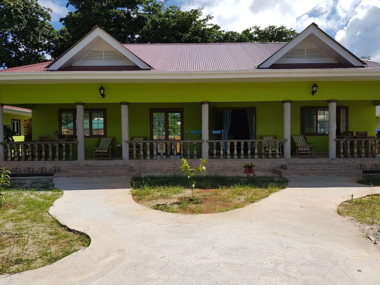 La Passe Holiday Villa Ла-Диг Экстерьер фото