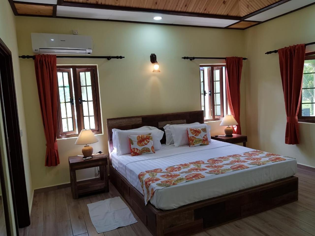 La Passe Holiday Villa Ла-Диг Экстерьер фото